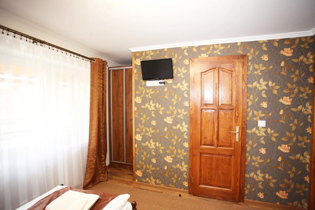 Mirage Hotel Berehove  Room photo